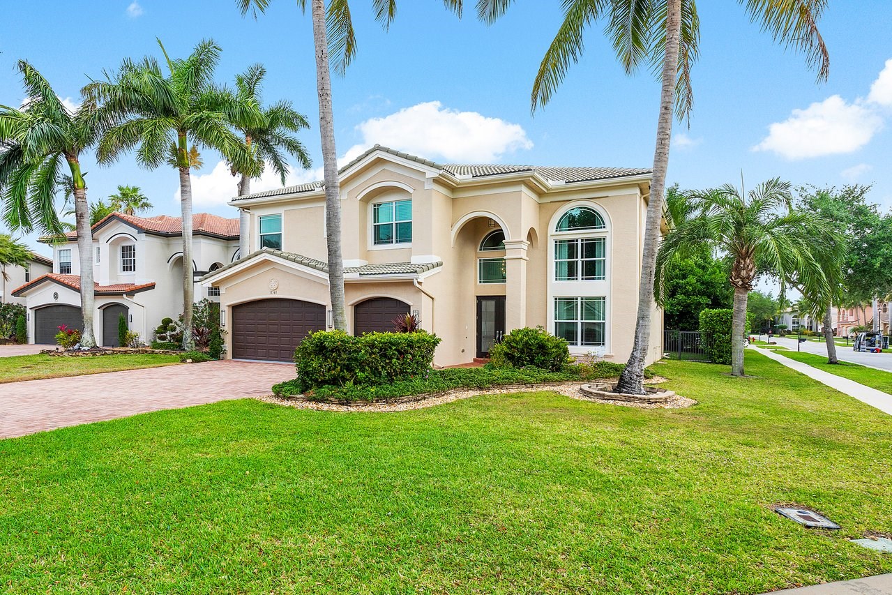 8561 Trailwinds Court